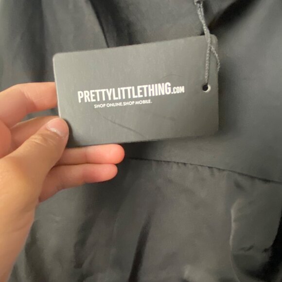 PrettyLittleThing Black Satin Cowl Neck Draped Maxi Dress US 4 UK 8 Formal LBD - Picture 4 of 10